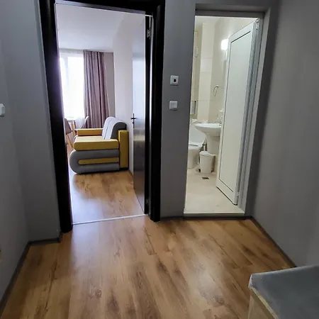 Daire Marina Bay Apartmant Ahyolu